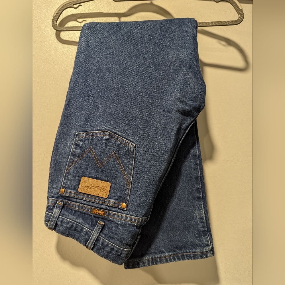 Men's Cowboy Cut Wranglers